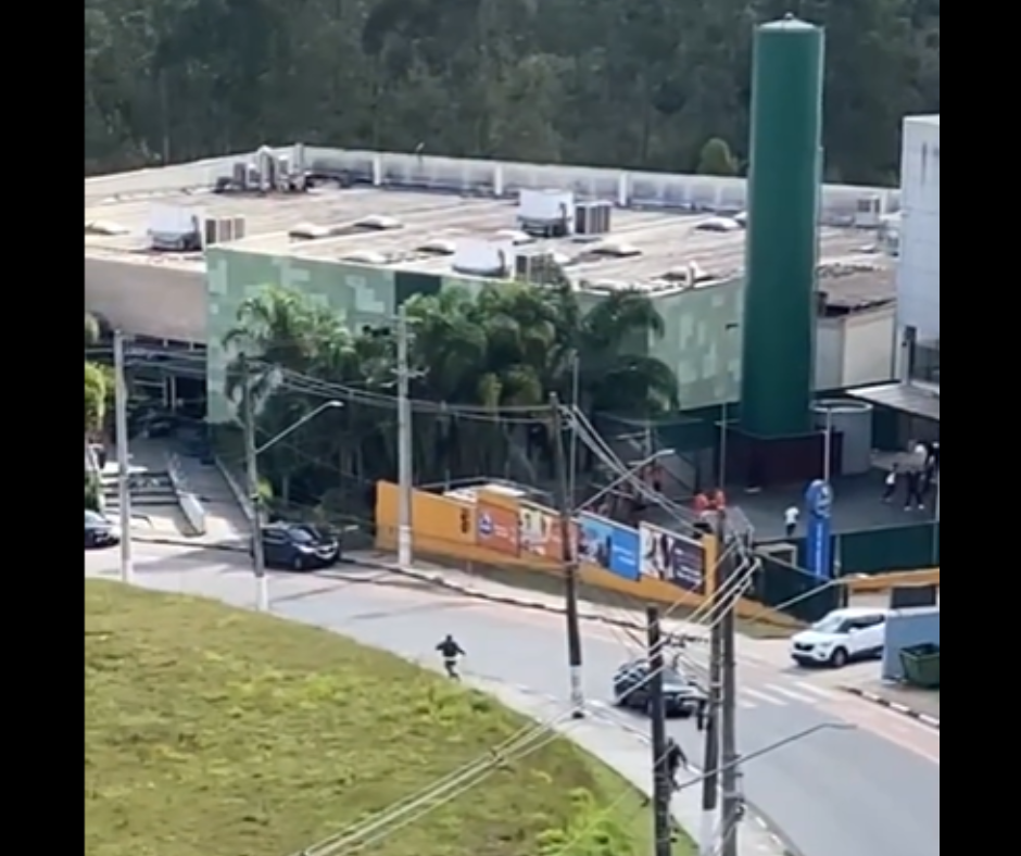 GCM de Parnaíba abre fogo contra suspeitos durante perseguição em rua no Alphaville Barueri na